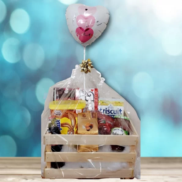 Lovely and delicious Gift Basket